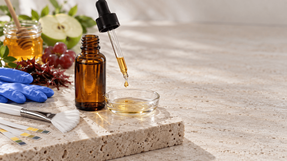 Gia công peel da sinh học 1 Gia công peel da sinh học dạng nước từ AHA trái cây, mật ong lên men và tảo đỏ
